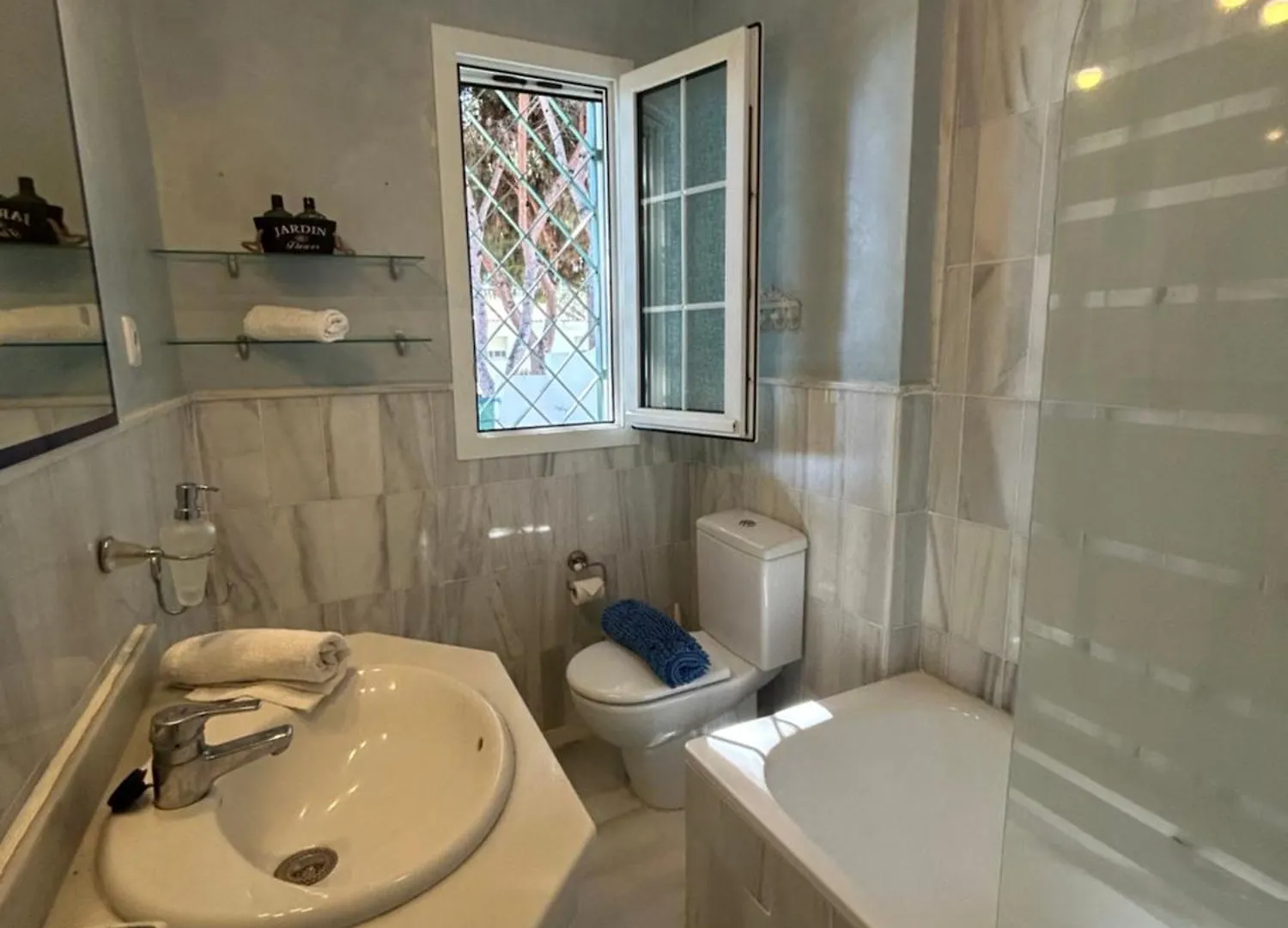 Casa de Férias Adosado Con Piscina Cerca De La Playa Vila El Portil